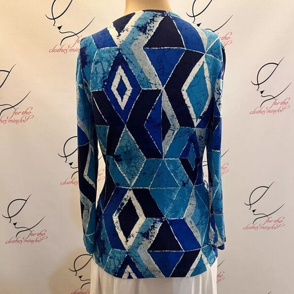 Cable & Gauge. Sz S. Twisted Front. Size Gathers. 3/4 Sleeve Rayon Blue. B18 - Picture 3 of 7